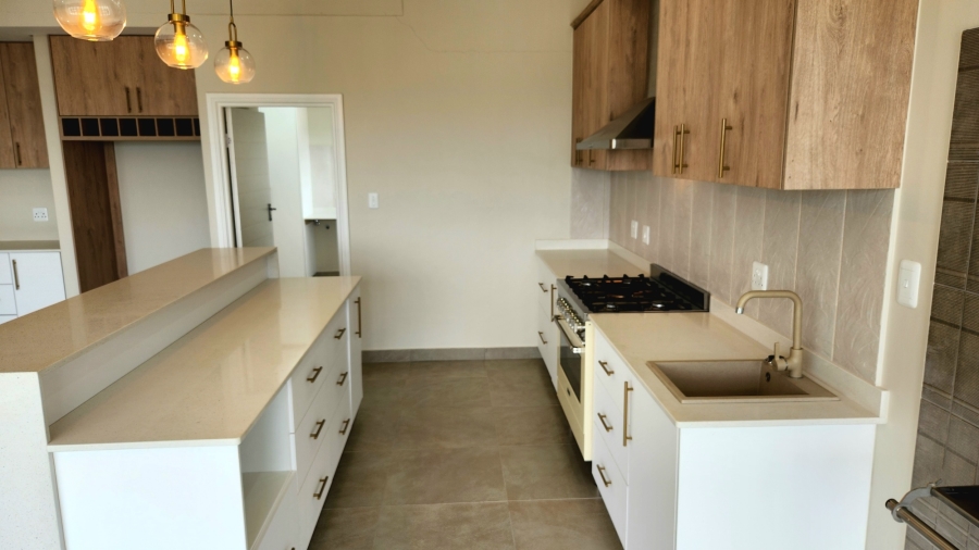 3 Bedroom Property for Sale in Hartenbos Heuwels Western Cape